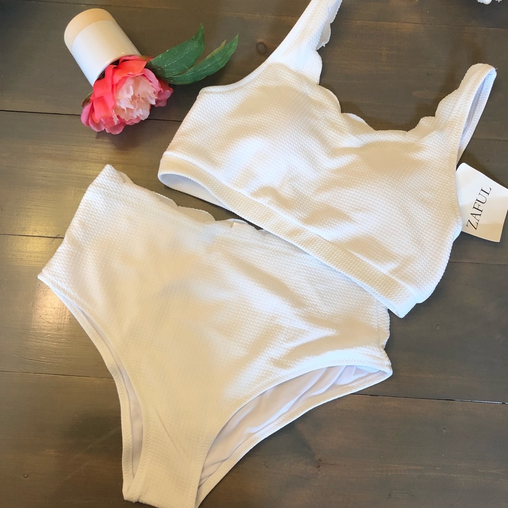 White high-waist Bikini